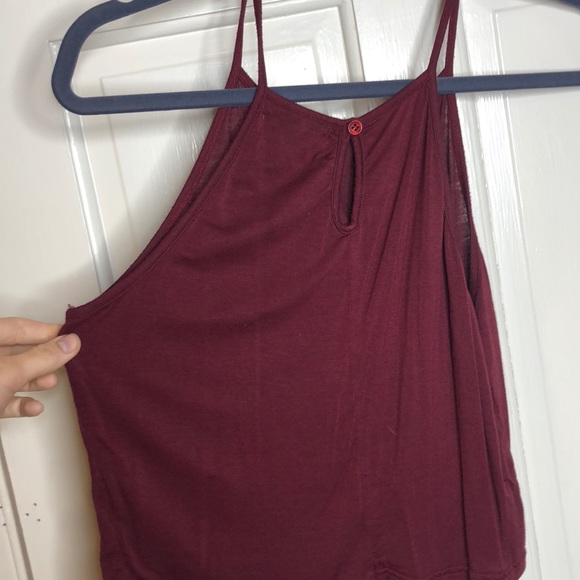 Cropped Tank - Picture 2 of 2